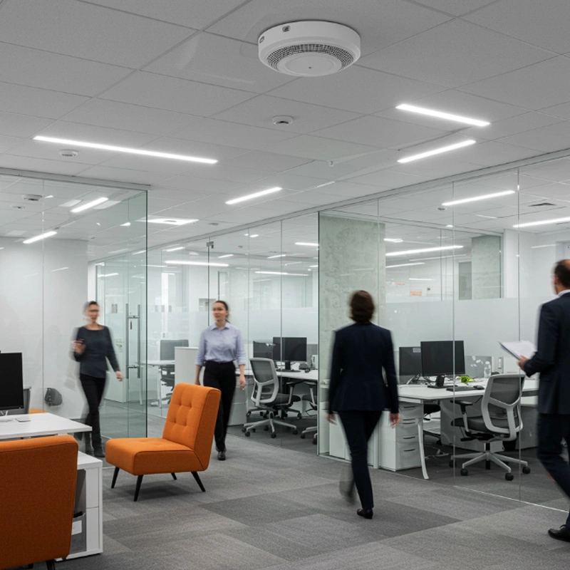 Detector de fumaça com alarme sonoro